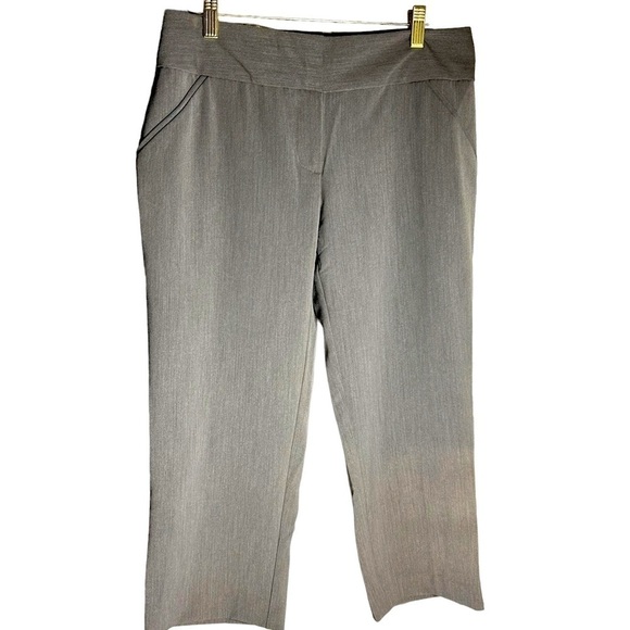 NWT Nicole Miller Gray Capris Sz 6 - Picture 1 of 9